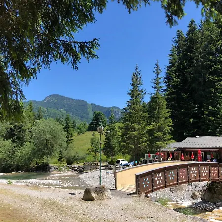 Cosy Et Moderne Vue Montagnes *